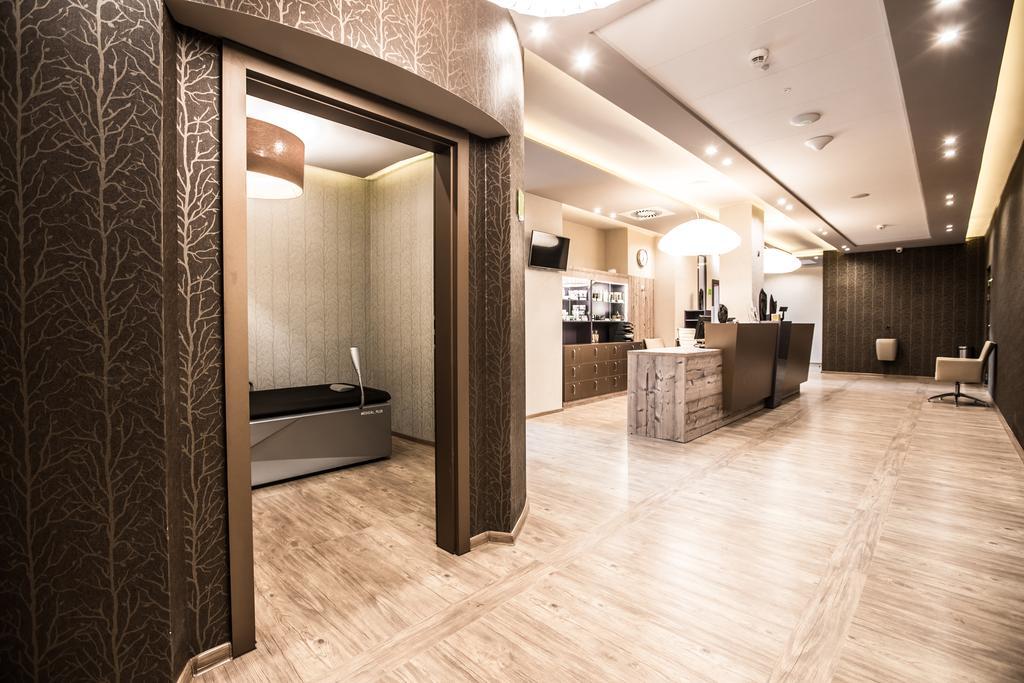 סולק-זדאוז' Mineral Hotel Malinowy Raj מראה חיצוני תמונה